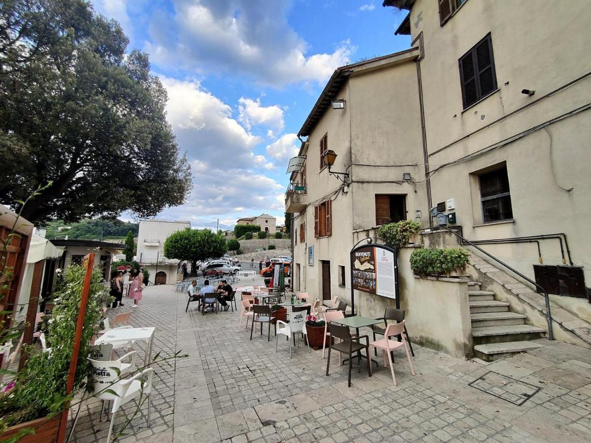 La Casa In Piazza Lejlighed Toffia Eksteriør billede
