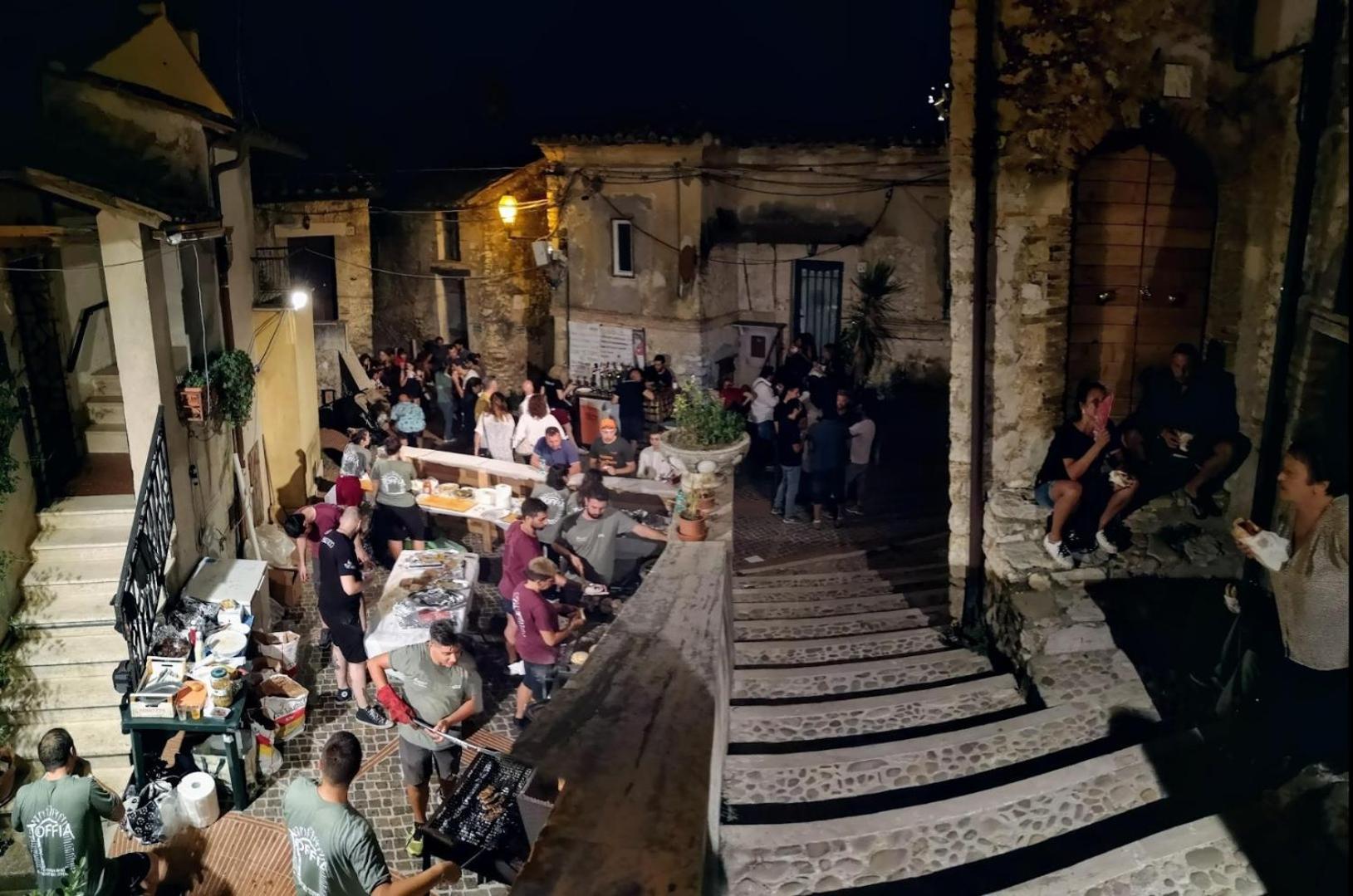 La Casa In Piazza Lejlighed Toffia Eksteriør billede